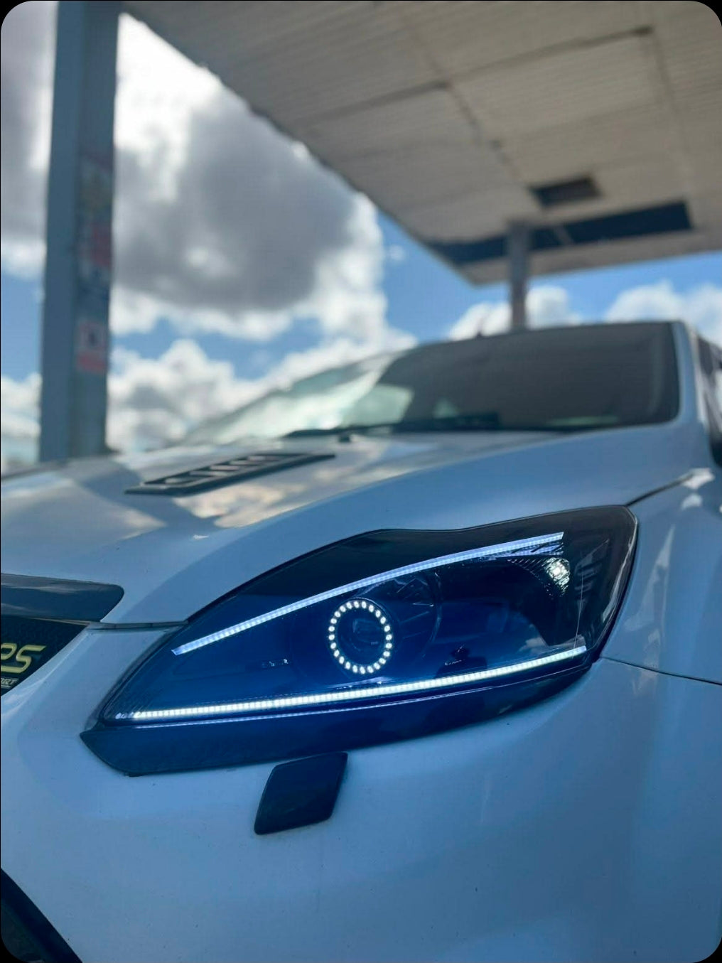 Focus custom headlights